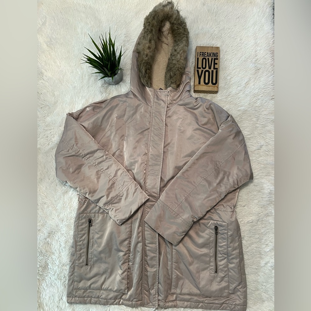 Banana Republic Mid-Length Jacket/Coat - Excellent Condition! - Picture 2 of 13